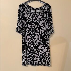 Candie's Black and White Graphic Tunic with 3/4 Sleeves